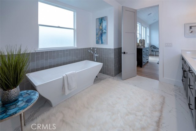 2306 Robinson Street, Redondo Beach, California 90278, 5 Bedrooms Bedrooms, ,4 BathroomsBathrooms,Residential,Sold,Robinson,PV18292659