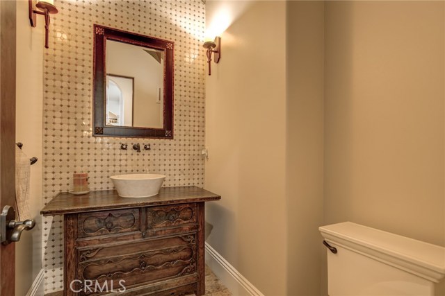 814 Juanita Avenue, Redondo Beach, California 90277, 5 Bedrooms Bedrooms, ,3 BathroomsBathrooms,Residential,Sold,Juanita,SB20155302