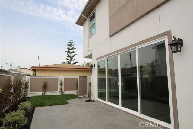 2206 Warfield Avenue, Redondo Beach, California 90278, 4 Bedrooms Bedrooms, ,3 BathroomsBathrooms,Residential,Sold,Warfield,SB18162402