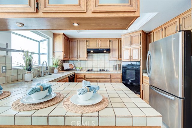 1750 Dixon Street, Redondo Beach, California 90278, 3 Bedrooms Bedrooms, ,2 BathroomsBathrooms,Residential,Sold,Dixon,SB18239071