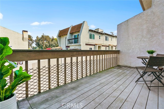 239 Juanita Avenue, Redondo Beach, California 90277, 2 Bedrooms Bedrooms, ,2 BathroomsBathrooms,Residential,Sold,Juanita,RS20073580