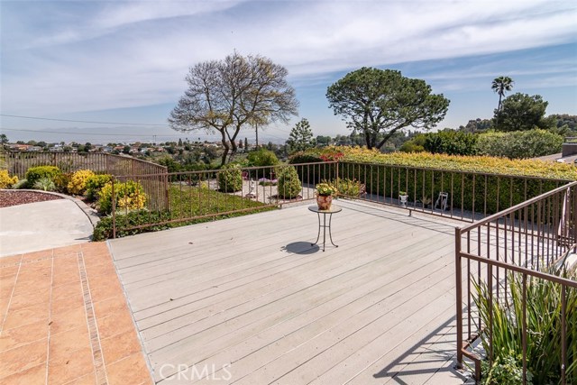 5405 Middlecrest Road, Rancho Palos Verdes, California 90275, 4 Bedrooms Bedrooms, ,3 BathroomsBathrooms,Residential,Sold,Middlecrest,PV18080454
