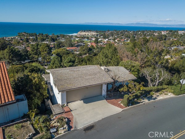 2905 Via Rivera, Palos Verdes Estates, California 90274, 3 Bedrooms Bedrooms, ,2 BathroomsBathrooms,Residential,Sold,Via Rivera,PV19012271