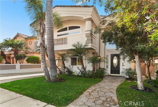 2420 Gates Avenue, Redondo Beach, California 90278, 4 Bedrooms Bedrooms, ,3 BathroomsBathrooms,Residential,Sold,Gates,SB18230134