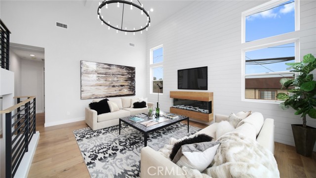 1904 Mathews Ave, Redondo Beach, California 90278, 5 Bedrooms Bedrooms, ,5 BathroomsBathrooms,Residential,Sold,Mathews Ave,PV21055128