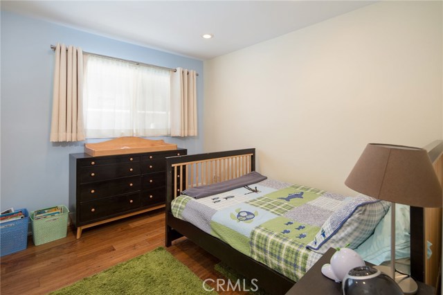 511 2nd Street, Hermosa Beach, California 90254, 3 Bedrooms Bedrooms, ,1 BathroomBathrooms,Residential,Sold,2nd,SB18098379