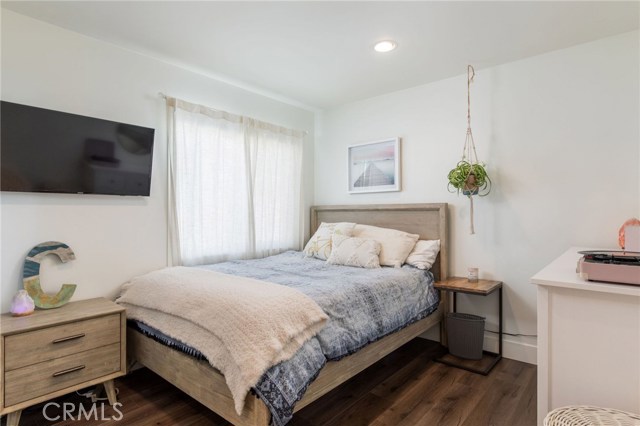 1012 Avenue C, Redondo Beach, California 90277, 4 Bedrooms Bedrooms, ,2 BathroomsBathrooms,Residential,Sold,Avenue C,SB19263287