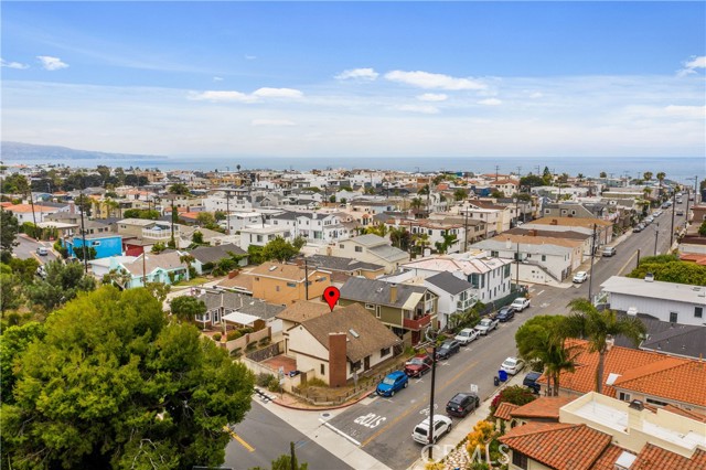 526 Longfellow Avenue, Hermosa Beach, California 90254, 3 Bedrooms Bedrooms, ,2 BathroomsBathrooms,Residential,Sold,Longfellow,SB21135367