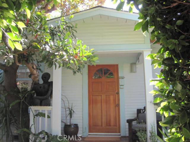 106 Helberta Avenue, Redondo Beach, California 90277, 1 Bedroom Bedrooms, ,1 BathroomBathrooms,Residential,Sold,Helberta,SB14208363