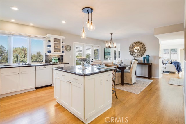 2109 Via Estudillo, Palos Verdes Estates, California 90274, 4 Bedrooms Bedrooms, ,3 BathroomsBathrooms,Residential,Sold,Via Estudillo,SB17272913