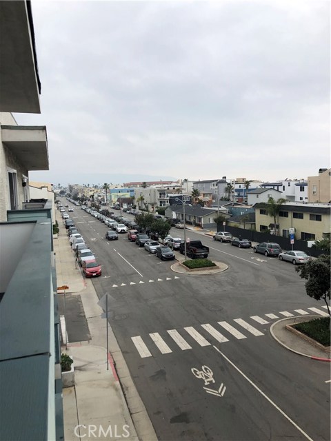 412 Hermosa Avenue, Hermosa Beach, California 90254, 2 Bedrooms Bedrooms, ,1 BathroomBathrooms,Residential,Sold,Hermosa,SB21000876