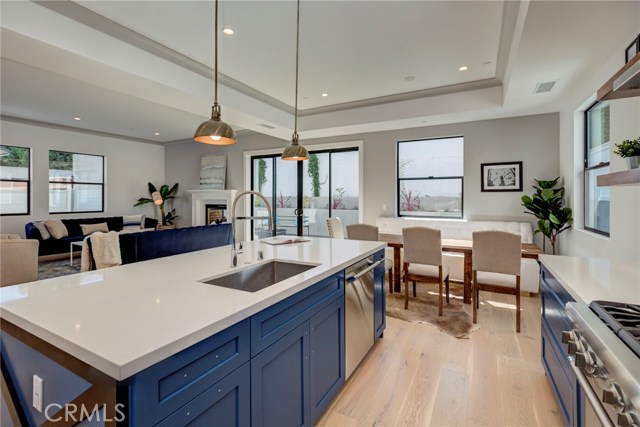 1712 Harriman Lane, Redondo Beach, California 90278, 4 Bedrooms Bedrooms, ,4 BathroomsBathrooms,Residential,Sold,Harriman,PV18244491