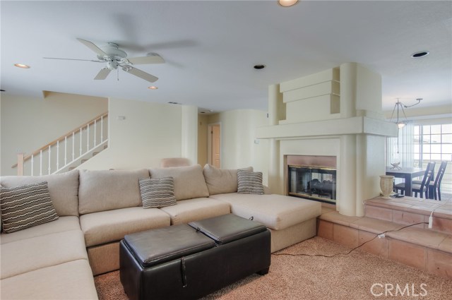 128 Broadway, Redondo Beach, California 90277, 3 Bedrooms Bedrooms, ,2 BathroomsBathrooms,Residential,Sold,Broadway,SB18062496