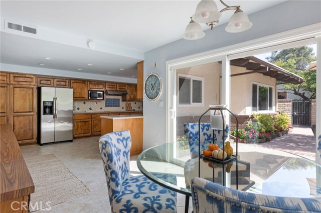 12 Latigo Lane, Rolling Hills Estates, California 90274, 4 Bedrooms Bedrooms, ,3 BathroomsBathrooms,Residential,Sold,Latigo,SB20204077