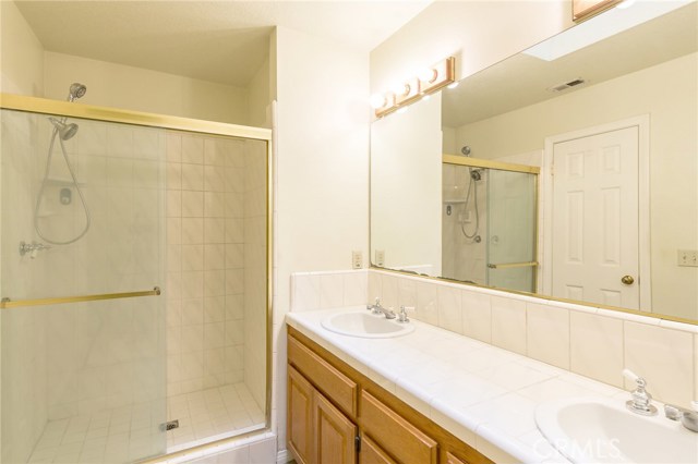1806 Carnegie Lane, Redondo Beach, California 90278, 3 Bedrooms Bedrooms, ,2 BathroomsBathrooms,Residential,Sold,Carnegie,SB17176764