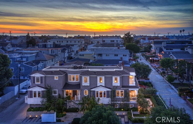 440 6th Street, Manhattan Beach, California 90266, 6 Bedrooms Bedrooms, ,5 BathroomsBathrooms,Residential,Sold,6th,SB20264880