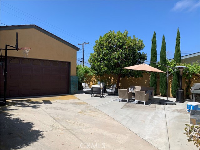 314 Avenue D, Redondo Beach, California 90277, 5 Bedrooms Bedrooms, ,5 BathroomsBathrooms,Residential,Sold,Avenue D,SB20083856