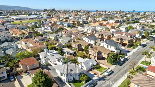 1818 Belmont Lane, Redondo Beach, California 90278, 3 Bedrooms Bedrooms, ,2 BathroomsBathrooms,Residential,Sold,Belmont,SB19055656