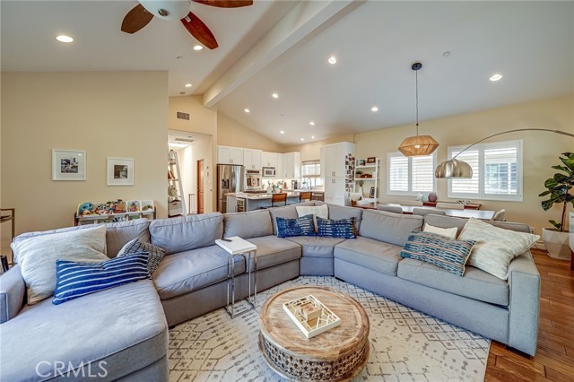 2005 Carnegie Lane, Redondo Beach, California 90278, 4 Bedrooms Bedrooms, ,3 BathroomsBathrooms,Residential,Sold,Carnegie,SB21027206