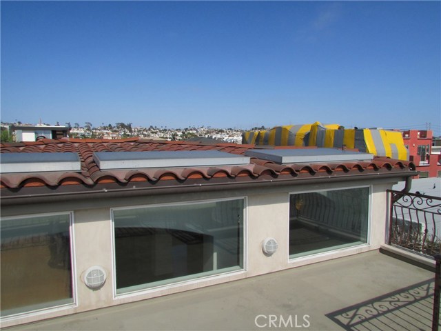 728 Sunset Drive, Hermosa Beach, California 90254, ,Residential Income,Sold,Sunset,SB18153868