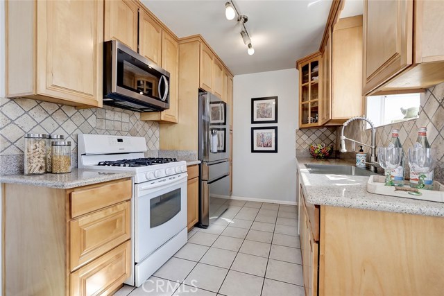 2616 Ralston Lane, Redondo Beach, California 90278, 3 Bedrooms Bedrooms, ,1 BathroomBathrooms,Residential,Sold,Ralston,SB20190833