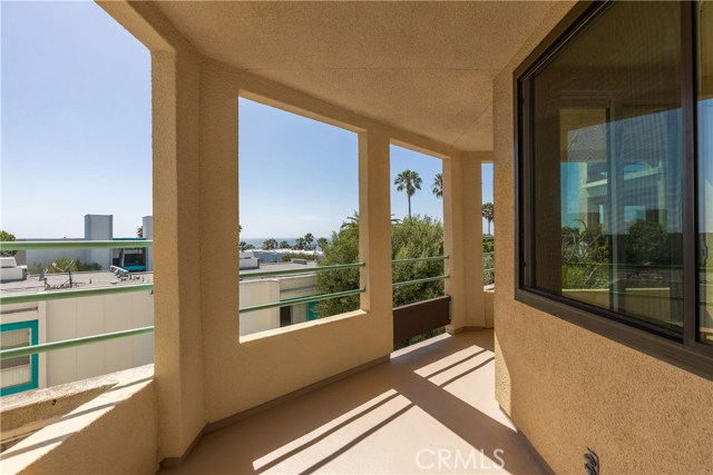 510 The Village, Redondo Beach, California 90277, 2 Bedrooms Bedrooms, ,2 BathroomsBathrooms,Residential,Sold,The Village,SB20133938