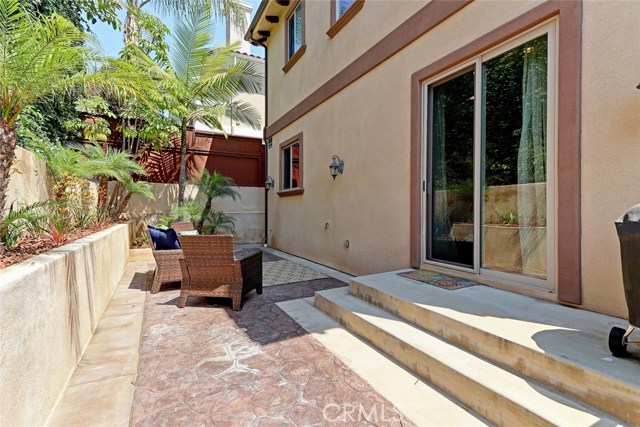 523 Lucia Avenue, Redondo Beach, California 90277, 4 Bedrooms Bedrooms, ,4 BathroomsBathrooms,Residential,Sold,Lucia,SB17150006