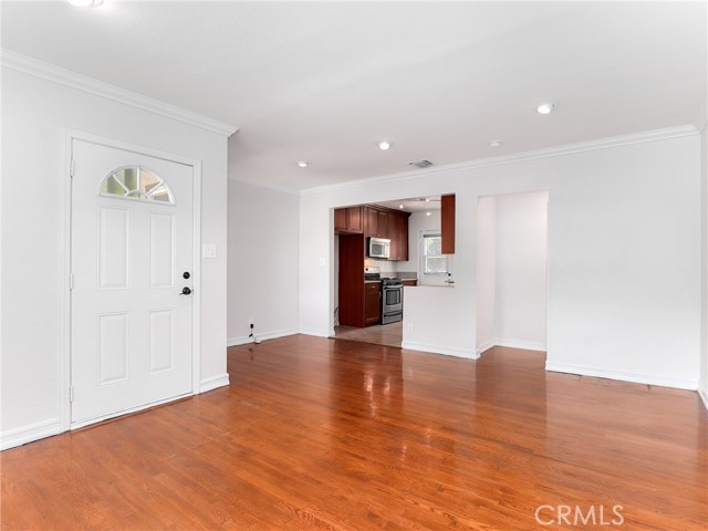 3 Bed Home for Sale in Encino, California