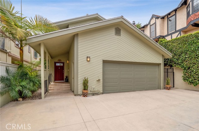 231 Irena Avenue, Redondo Beach, California 90277, 3 Bedrooms Bedrooms, ,1 BathroomBathrooms,Residential,Sold,Irena,SB20087245