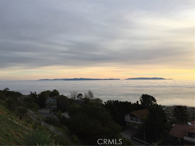 3674 Cliffsite Drive, Palos Verdes Peninsula, California 90275, 4 Bedrooms Bedrooms, ,5 BathroomsBathrooms,Residential,Sold,Cliffsite,OC17119645