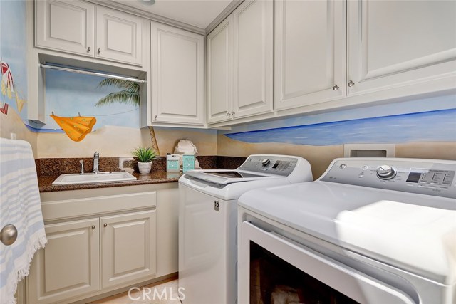 3201 Pine Avenue, Manhattan Beach, California 90266, 5 Bedrooms Bedrooms, ,3 BathroomsBathrooms,Residential,Sold,Pine,SB19035118