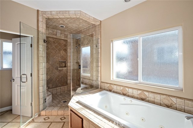 2012 Gates Avenue, Redondo Beach, California 90278, 4 Bedrooms Bedrooms, ,3 BathroomsBathrooms,Residential,Sold,Gates Avenue,SB20246228