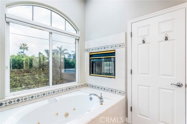 Master bath including spa tub