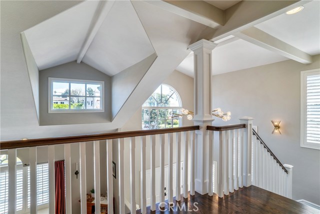 2301 Walnut Avenue, Manhattan Beach, California 90266, 4 Bedrooms Bedrooms, ,3 BathroomsBathrooms,Residential,Sold,Walnut,SB19070535