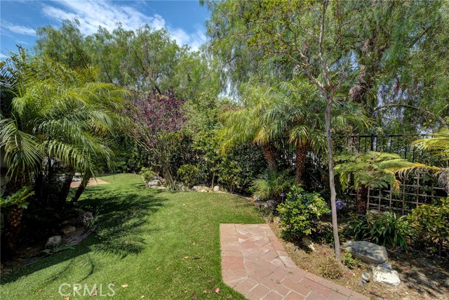 23 Pepper Tree Lane, Rolling Hills Estates, California 90274, 3 Bedrooms Bedrooms, ,2 BathroomsBathrooms,Residential,Sold,Pepper Tree,SB18165043