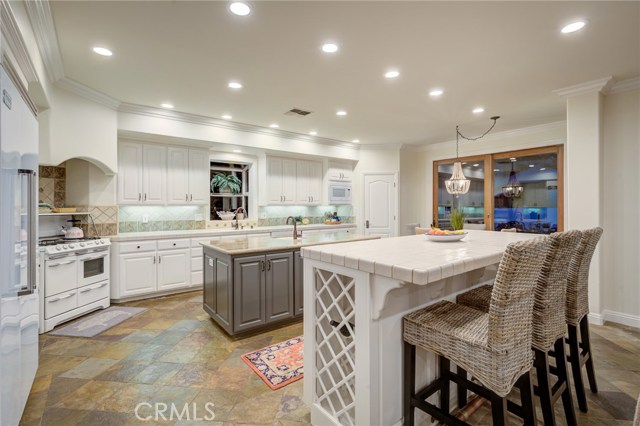 1144 9th Street, Hermosa Beach, California 90254, 5 Bedrooms Bedrooms, ,4 BathroomsBathrooms,Residential,Sold,9th,SB19216948
