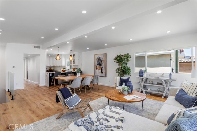 1218 2nd Street, Hermosa Beach, California 90254, 3 Bedrooms Bedrooms, ,1 BathroomBathrooms,Residential,Sold,2nd,SB20098677