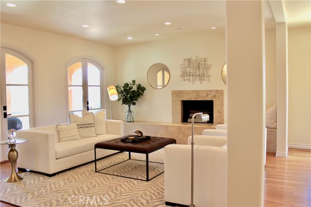 314 Avenue D, Redondo Beach, California 90277, 5 Bedrooms Bedrooms, ,5 BathroomsBathrooms,Residential,Sold,Avenue D,SB20083856