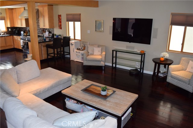 1604 Carlson Lane, Redondo Beach, California 90278, 4 Bedrooms Bedrooms, ,3 BathroomsBathrooms,Residential,Sold,Carlson,SB20206850