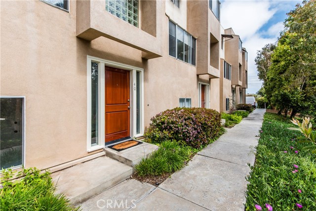 501 Herondo Street, Hermosa Beach, California 90254, 2 Bedrooms Bedrooms, ,3 BathroomsBathrooms,Residential,Sold,Herondo,SB19093915