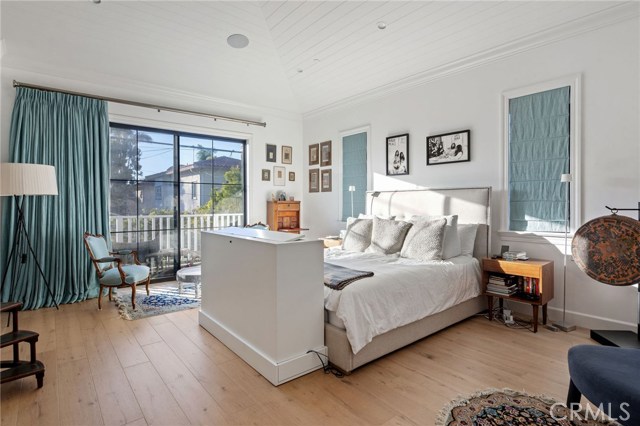 1405 Oak Avenue, Manhattan Beach, California 90266, 4 Bedrooms Bedrooms, ,4 BathroomsBathrooms,Residential,Sold,Oak,SB20231748