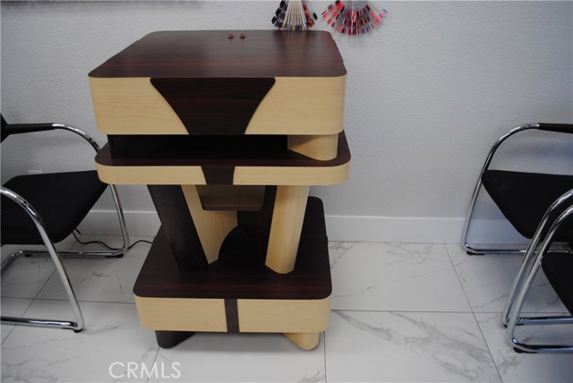 FOOTHILL, ,Business Opportunity,For Sale,FOOTHILL,CV20212443