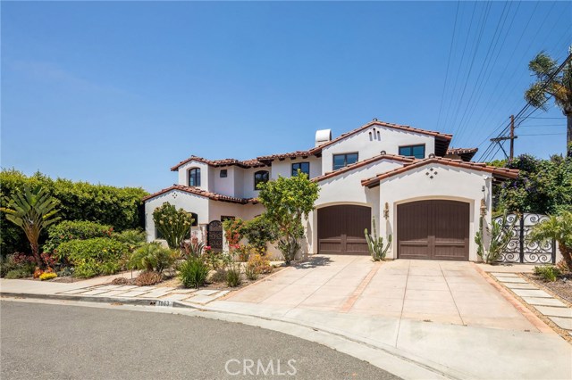 1065 Avenue C, Redondo Beach, California 90277, 6 Bedrooms Bedrooms, ,3 BathroomsBathrooms,Residential,Sold,Avenue C,SB20101755