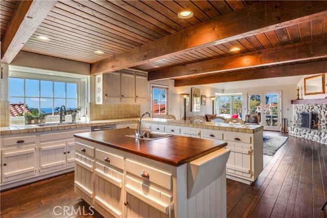 1421 Via Galicia, Palos Verdes Estates, California 90274, 4 Bedrooms Bedrooms, ,3 BathroomsBathrooms,Residential,Sold,Via Galicia,PV19066232
