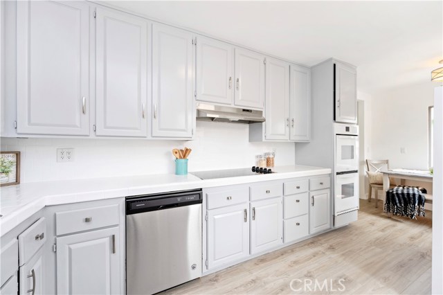 2716 Fisk Lane, Redondo Beach, California 90278, 4 Bedrooms Bedrooms, ,2 BathroomsBathrooms,Residential,Sold,Fisk,SB20183063