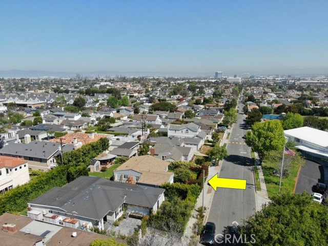 1209 Meadows Avenue, Manhattan Beach, California 90266, 3 Bedrooms Bedrooms, ,1 BathroomBathrooms,Residential,Sold,Meadows,SB21082507