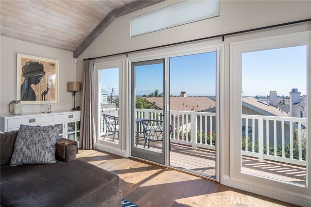 1616 Carver Street, Redondo Beach, California 90278, 3 Bedrooms Bedrooms, ,1 BathroomBathrooms,Residential,Sold,Carver,SB19210321