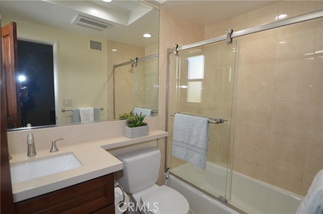 34 Country Lane, Rolling Hills Estates, California 90274, 4 Bedrooms Bedrooms, ,4 BathroomsBathrooms,Residential,Sold,Country,PV18219056