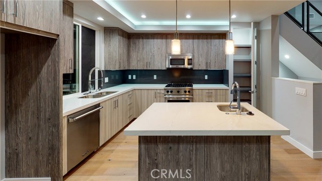 OPEN CONCEPT KITCHEN