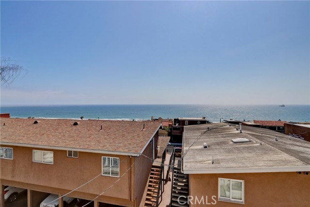 316 34th Street, Manhattan Beach, California 90266, 4 Bedrooms Bedrooms, ,2 BathroomsBathrooms,Residential,Sold,34th,SB18111518